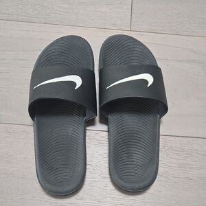 Nike Black KAWA Slides
